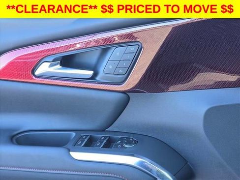 New 2026 Chevrolet Traverse RS FWD image 25