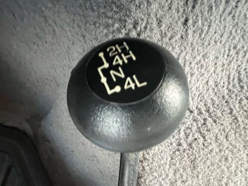 Used 2000 Ford F350 4x4 Regular Cab DRW Super Duty image 50