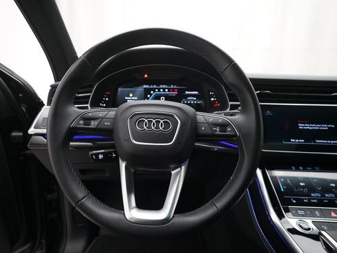 Certified 2025 Audi Q7 3.0T Premium Plus AWD/4WD image 4