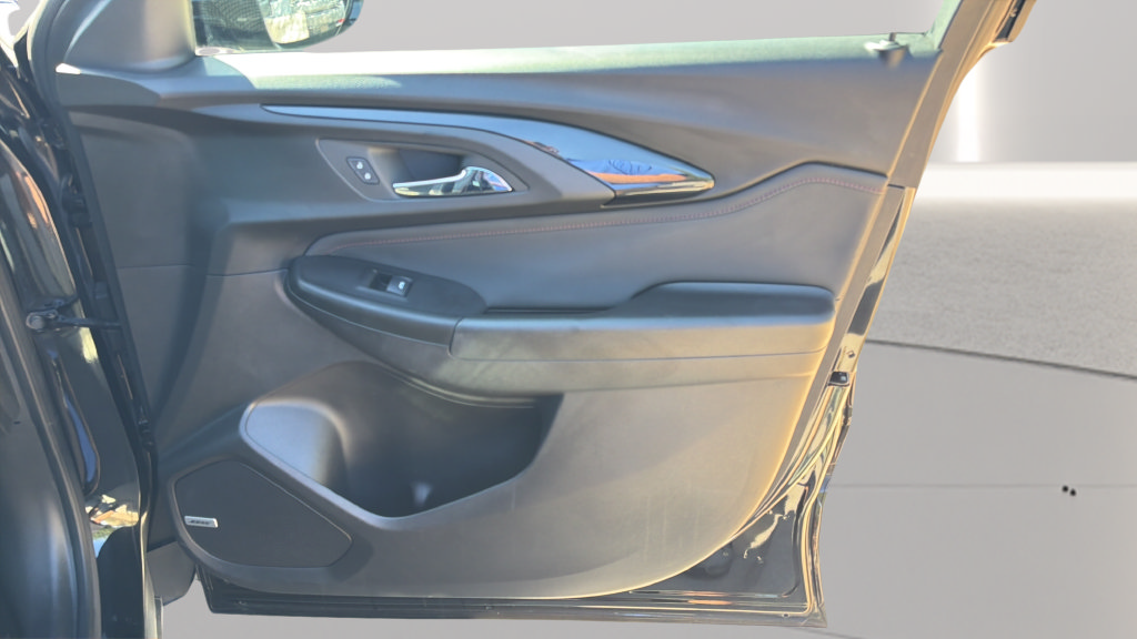 Used 2023 Chevrolet TrailBlazer RS w/ Sun and Liftgate Package FWD image 28