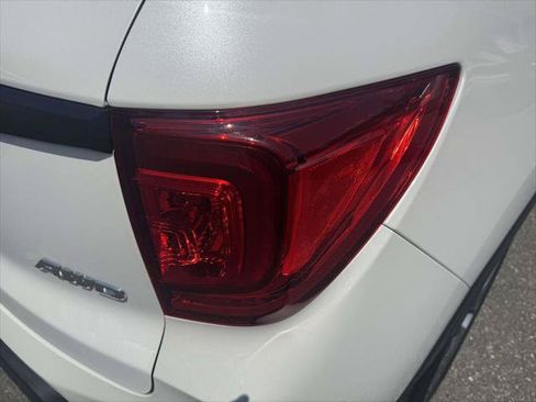 Used 2023 Honda Passport EX-L image 9