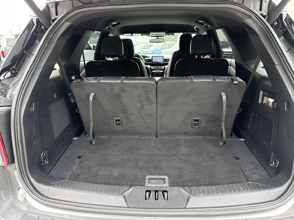 Used 2023 Ford Explorer ST-Line w/ Class IV Trailer Tow Package RWD image 18