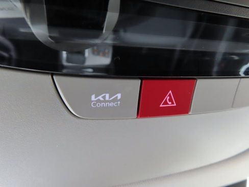 New 2026 Kia Sportage SX image 15