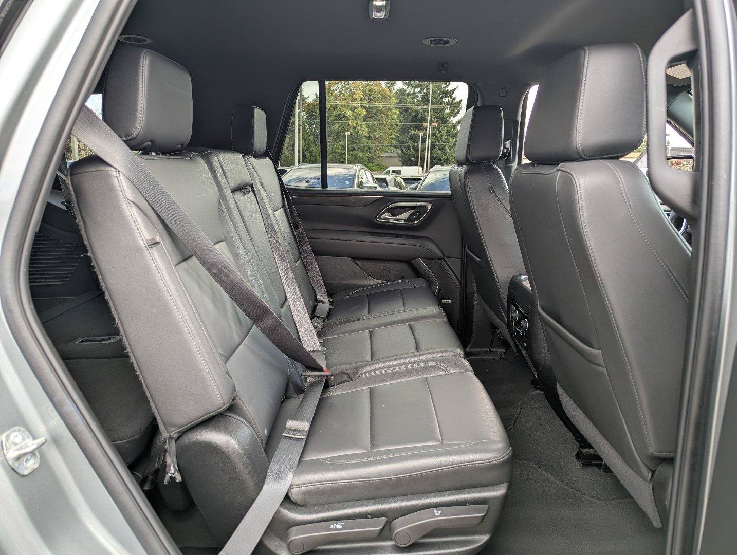 Used 2024 Chevrolet Tahoe LT AWD/4WD image 37