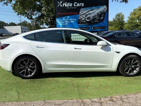 Used 2020 Tesla Model 3 Standard Range Plus RWD image 11