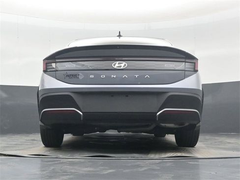 Used 2025 Hyundai Sonata SE image 41