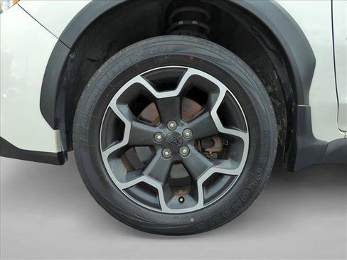 Used 2015 Subaru Crosstrek 2.0i Premium AWD/4WD image 22