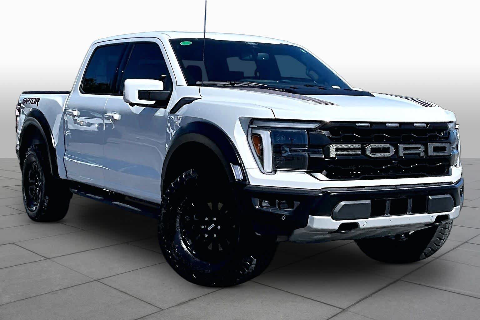 Used 2025 Ford F150 Raptor AWD/4WD image 4