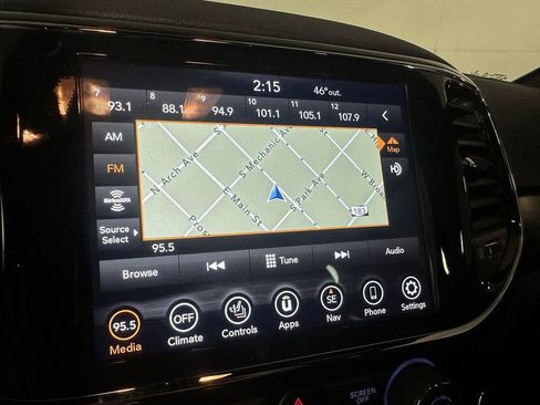 Used 2021 Jeep Grand Cherokee Laredo X AWD/4WD image 17