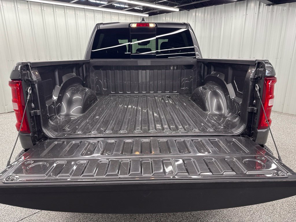 Used 2026 RAM 1500 Lone Star AWD/4WD image 10