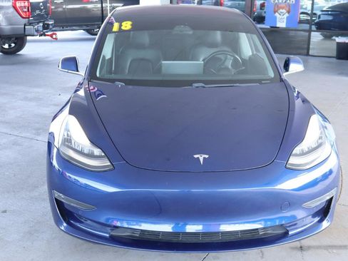 Used 2018 Tesla Model 3 Long Range RWD image 10