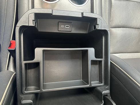 Used 2024 Chevrolet Suburban Premier AWD/4WD image 33
