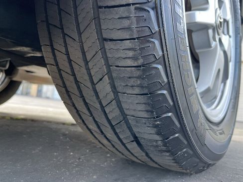 Used 2011 Toyota Prius Three w/ Navigation Pkg image 21