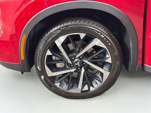 Used 2024 Mitsubishi Outlander SE AWD/4WD image 34