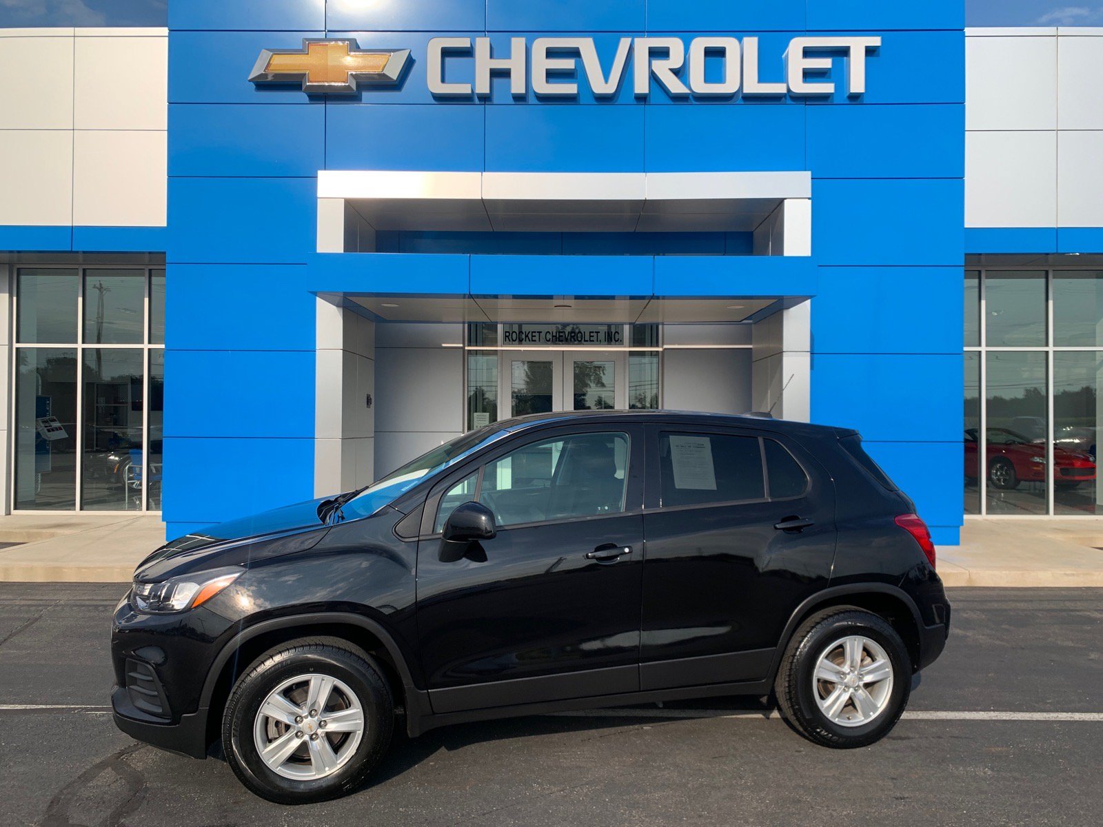 Used 2020 Chevrolet Trax LS w/ Tint and Cruise Package AWD/4WD image 1