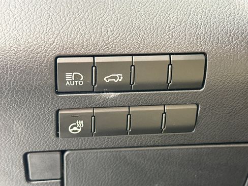 Used 2022 Lexus RX 350L FWD w/ Premium Package image 10
