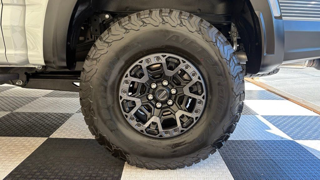 Certified 2026 Ford F150 Raptor w/ Equipment Group 803A Raptor R AWD/4WD image 12