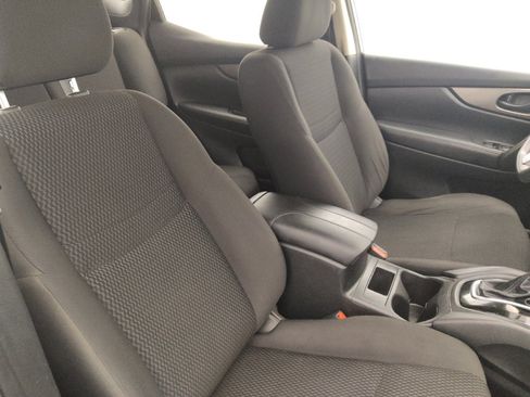 Used 2019 Nissan Rogue Sport S AWD/4WD image 21