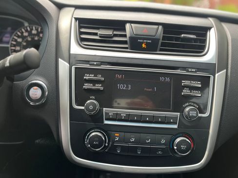 Used 2017 Nissan Altima 2.5 S w/ Power Driver Seat Package FWD image 12