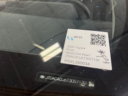 Certified 2026 Toyota Prius Plug-In Hybrid FWD image 24