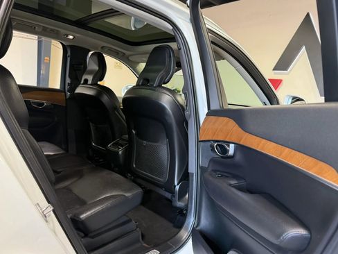 Used 2022 Volvo XC90 T5 Momentum w/ Advanced Package AWD/4WD image 22