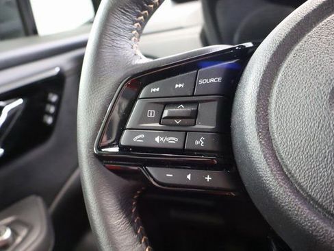 Used 2025 Subaru Forester Touring image 19