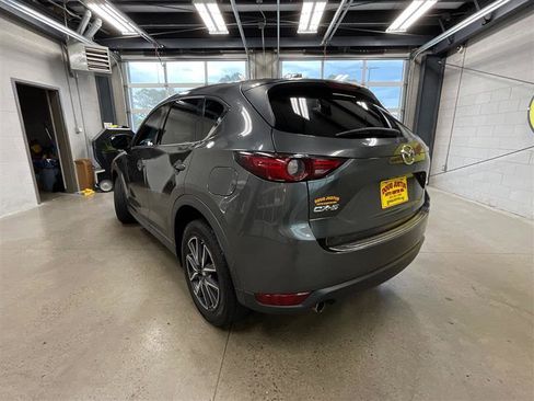Used 2017 MAZDA CX-5 Grand Touring FWD image 3