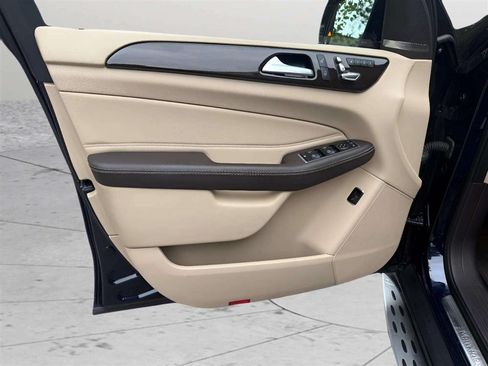 Used 2018 Mercedes-Benz GLE 350 4MATIC image 13