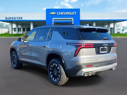 New 2026 Chevrolet Traverse Z71 w/ Enhanced Driving Package image 8
