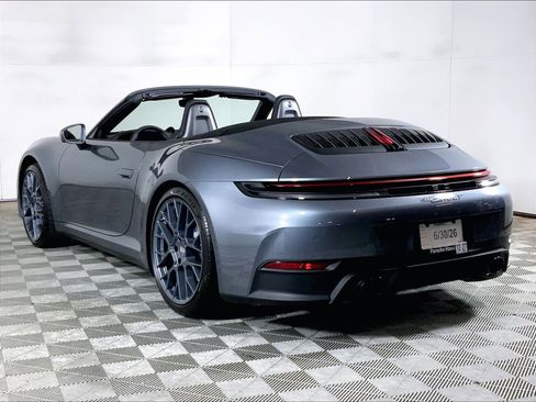 Used 2026 Porsche 911 Carrera T RWD image 3