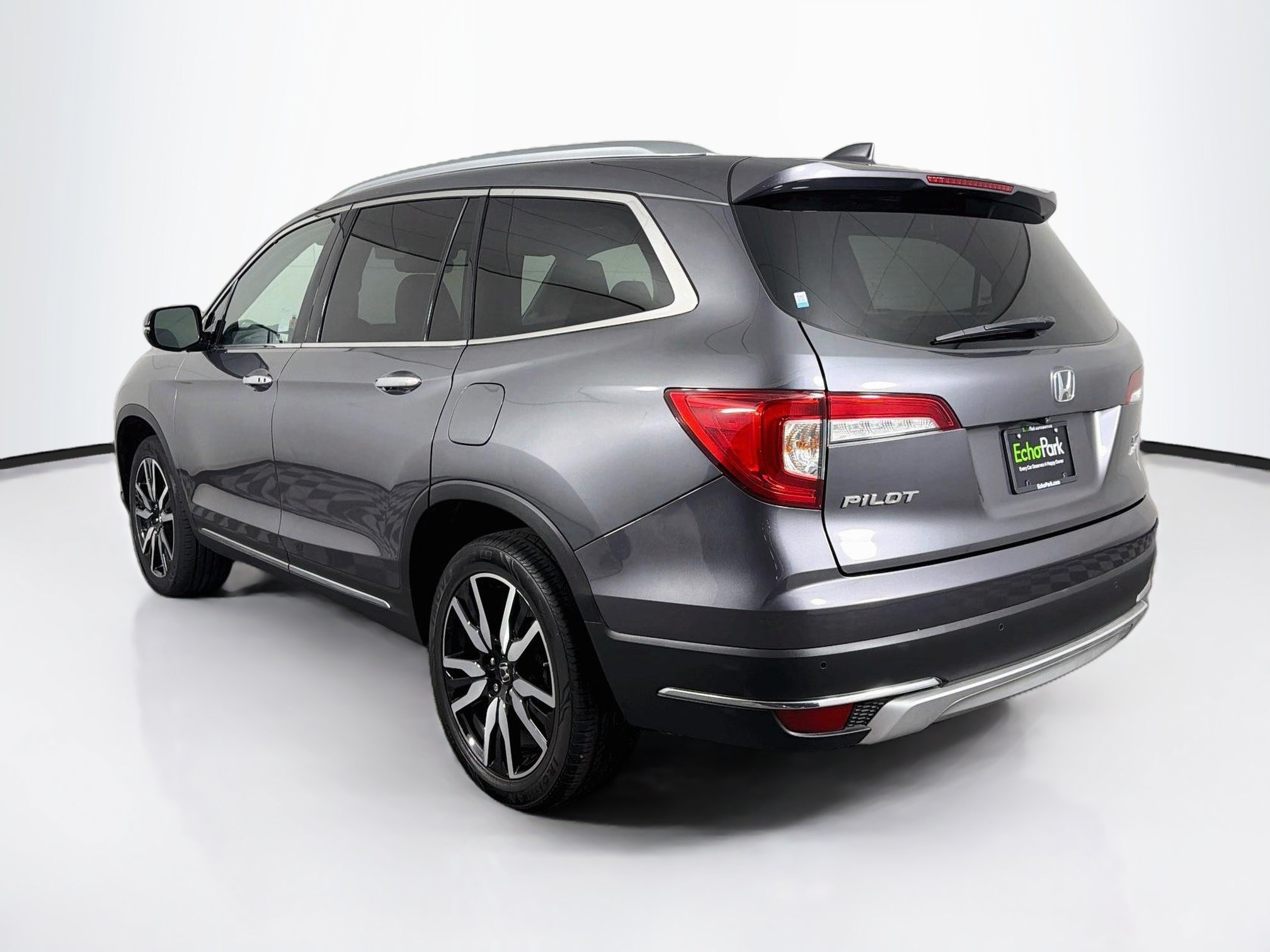 Used 2021 Honda Pilot Touring image 5