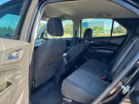 Used 2021 Chevrolet Equinox LT FWD image 19