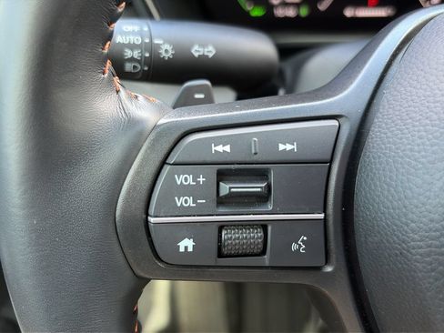 Used 2025 Honda CR-V Sport-L image 25