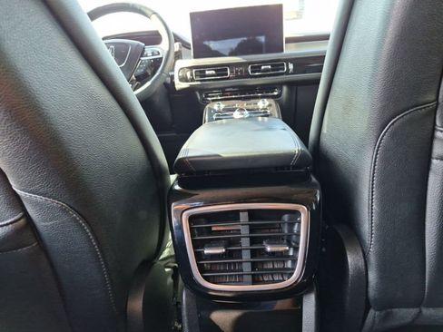 Used 2023 Lincoln Nautilus FWD w/ Premium Package image 13