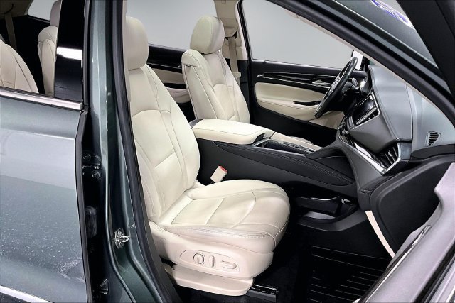 Used 2023 Buick Enclave Essence w/ Experience Buick Package AWD/4WD image 28