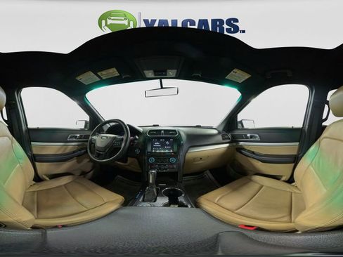 Used 2016 Ford Explorer XLT w/ Equipment Group 202A image 47