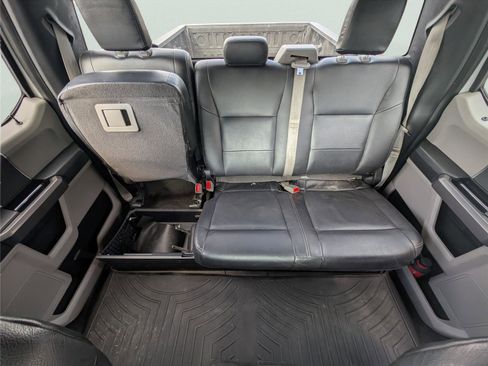 Used 2018 Ford F250 XLT image 26