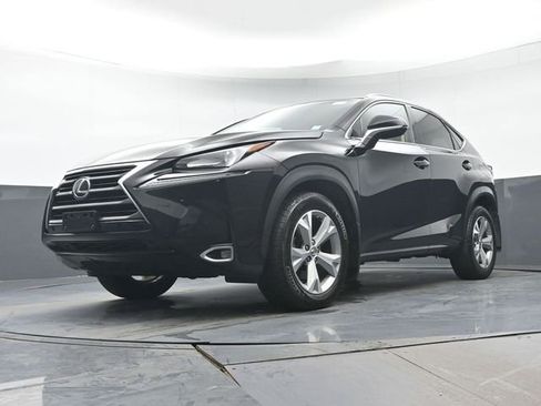 Used 2017 Lexus NX 200t AWD w/ Premium Package image 28