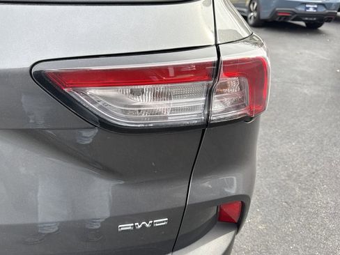 Used 2022 Ford Escape SEL image 31