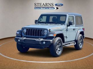 Used 2025 Jeep Wrangler Sport AWD/4WD video 2