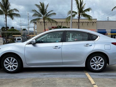 Used 2016 Nissan Altima 2.5 S w/ Power Driver Seat Package FWD image 8
