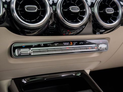 New 2026 Mercedes-Benz GLA 250 4MATIC image 24