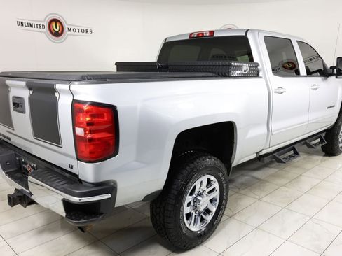 Used 2016 Chevrolet Silverado 2500 LT w/ LT Convenience Package image 3