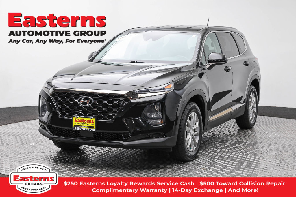 Used 2019 Hyundai Santa Fe SE FWD image 1