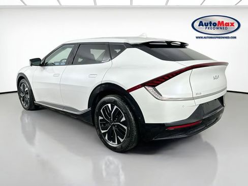 Used 2024 Kia EV6 Wind w/ Wind Technology Package AWD/4WD image 5