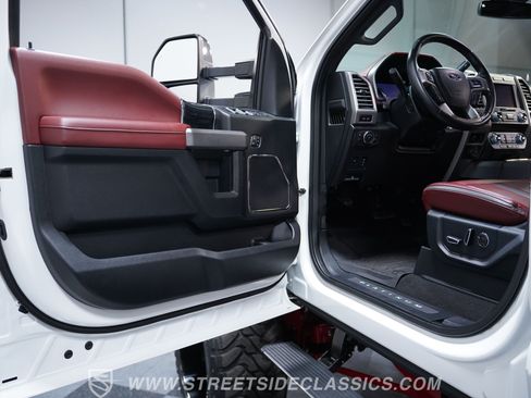Used 2021 Ford F350 Platinum AWD/4WD image 28