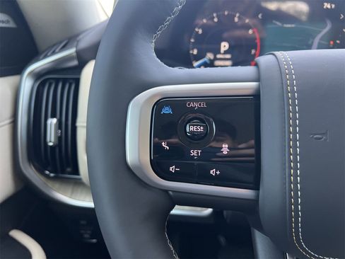 New 2025 Nissan Armada Platinum Reserve image 13