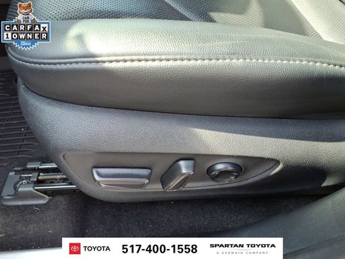 Used 2023 Toyota Highlander Platinum AWD/4WD image 16