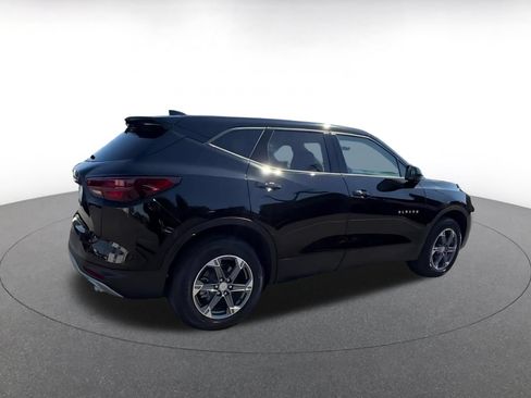 Used 2025 Chevrolet Blazer LT FWD image 15