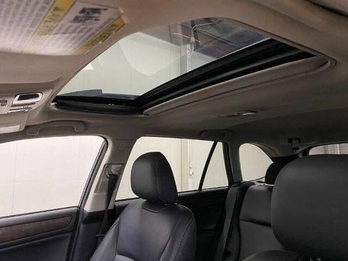 Used 2015 Subaru Outback 2.5i Limited image 14
